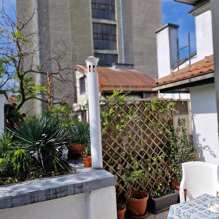 Deki & Kolet Apartamento Belgrado Exterior foto
